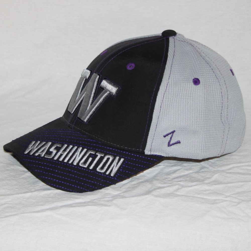 Washington Huskies Hat